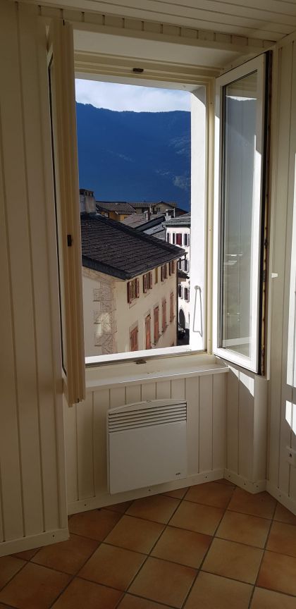 vue-depuis-fenetre-sejour